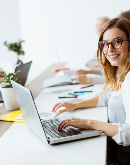 Xây dựng Cơ sở Dữ liệu Kinh tế và Công nghệ